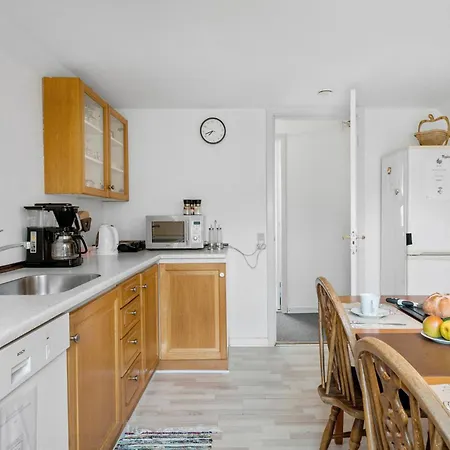3 Bedroom Lovely In *