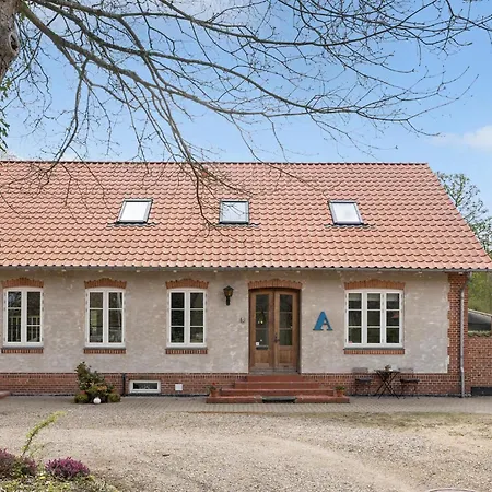 شقة 3 Bedroom Lovely In Engesvang