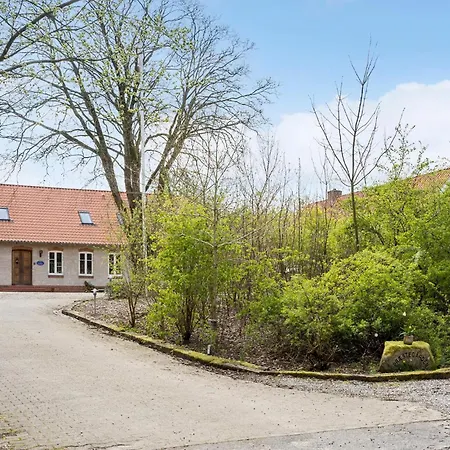 3 Bedroom Lovely In Engesvang