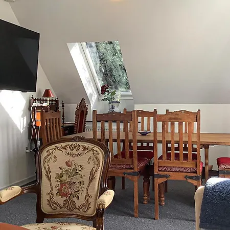 3 Bedroom Lovely In شقة Engesvang