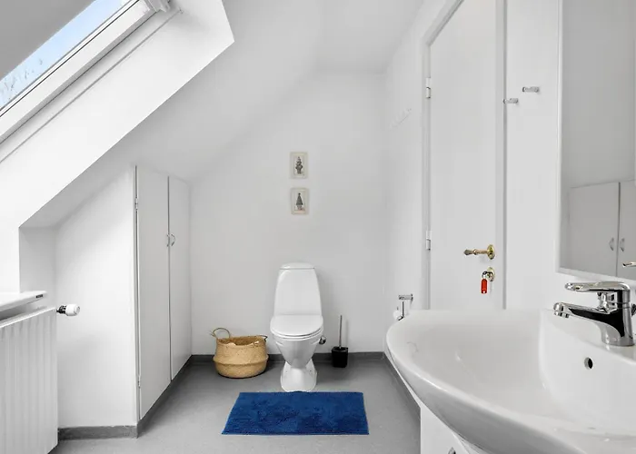 3 Bedroom Lovely In 公寓 *