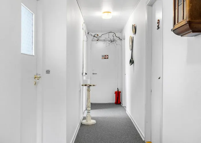公寓 3 Bedroom Lovely In *