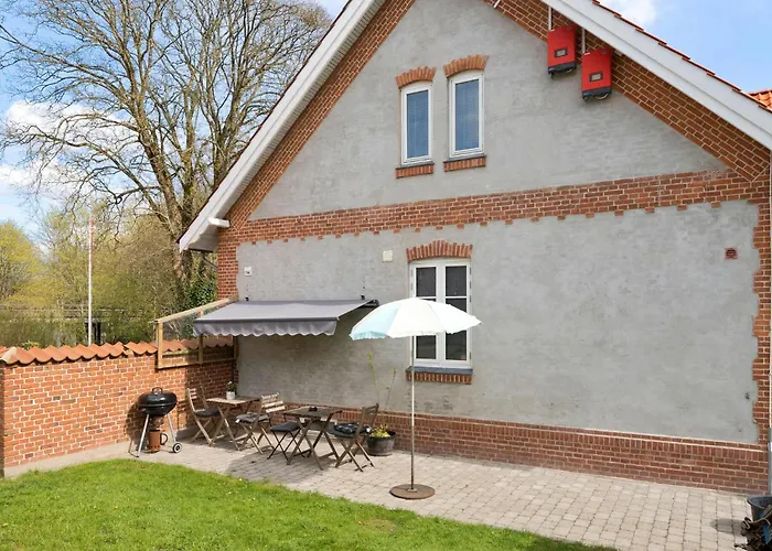 3 Bedroom Lovely In Engesvang